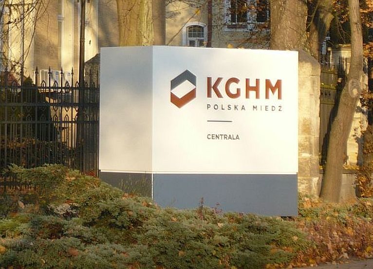 KGHM logo