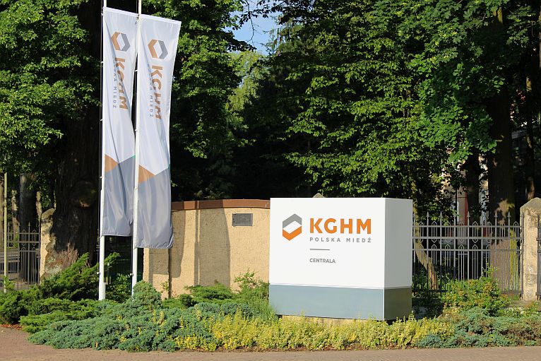 Większa produkcja, wyższy zysk – KGHM opublikował kwartalne wyniki