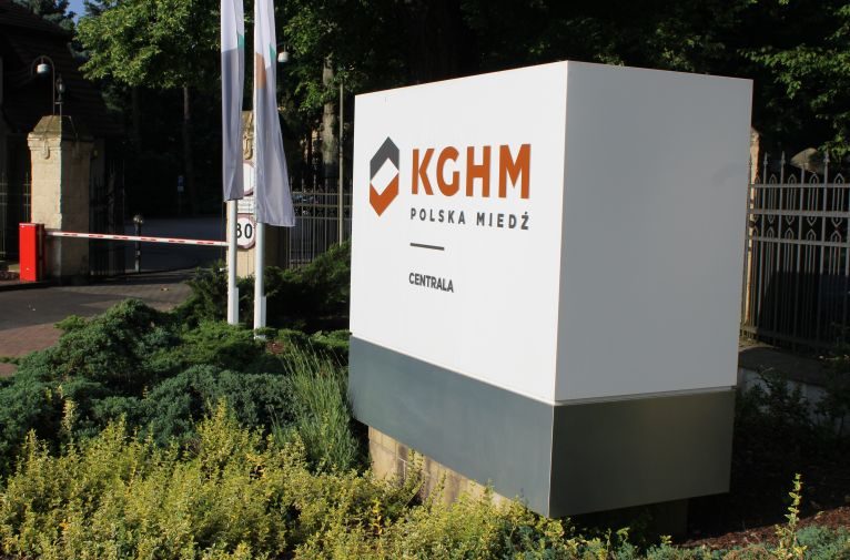 KGHM logo