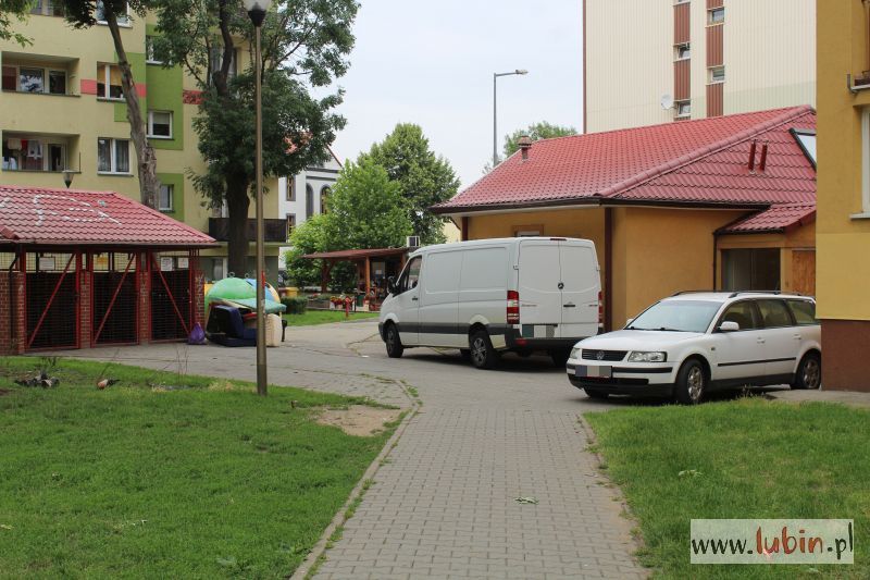 To podwórko a nie parking