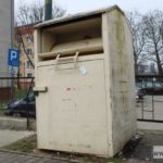 PCK-kontenery-na-odzież-pojemniki-na-odzież-pomoc-charytatywna-zbiórka003-766×510