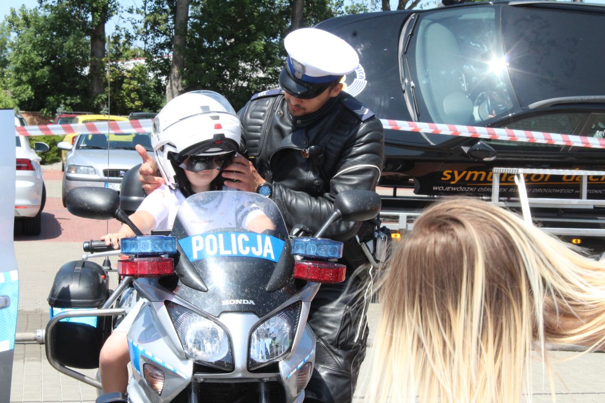 Przed halą RCS trwa wielki piknik