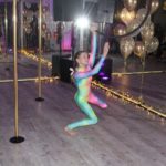 Pokaz tańca na rurze, pole dance, 01.12.2019 r (6)