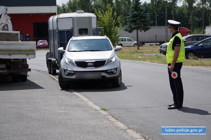 Policjanci sprawdzą licznik w trakcie kontroli