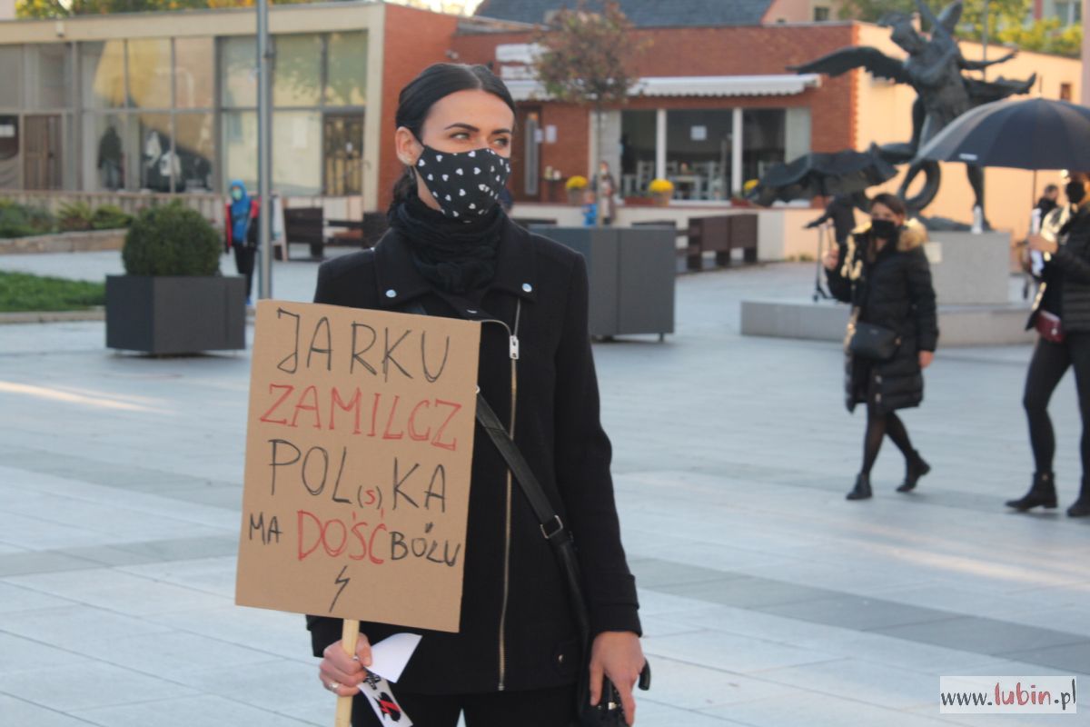 Protest ws. zakazu aborcji, rynek, 24.10.2020 r (104)