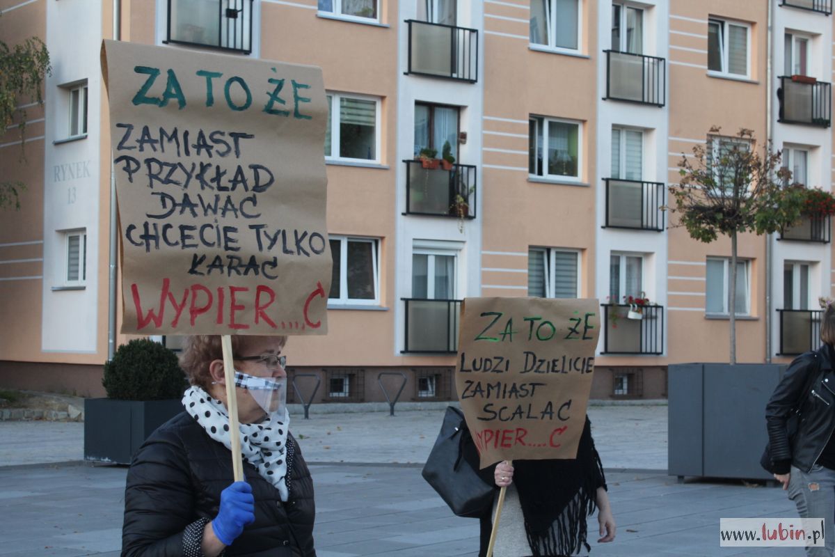 „Mamy dość!” – gniew kobiet rośnie