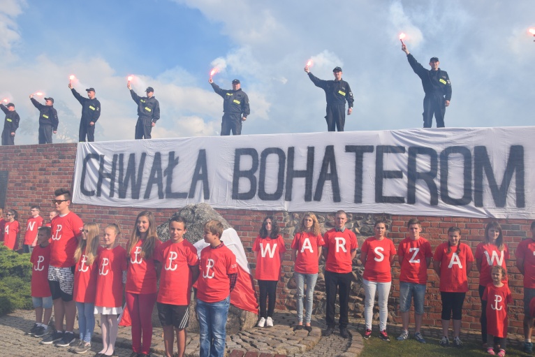 Zatrzymaj się i przyłącz. Koszulki dla pierwszych 44 osób