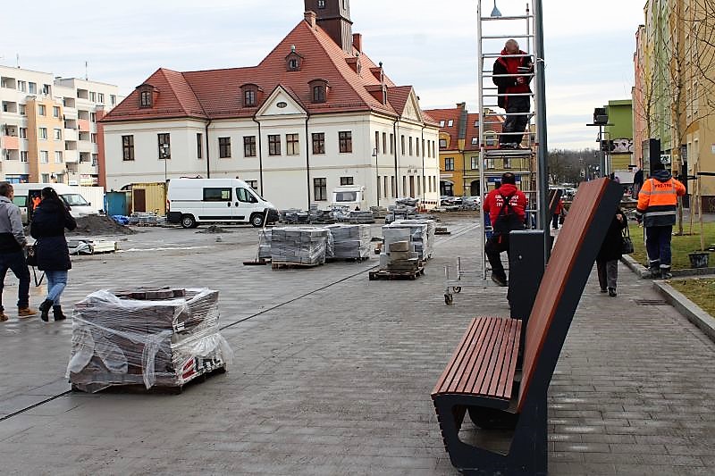 Lubiński rynek na finiszu