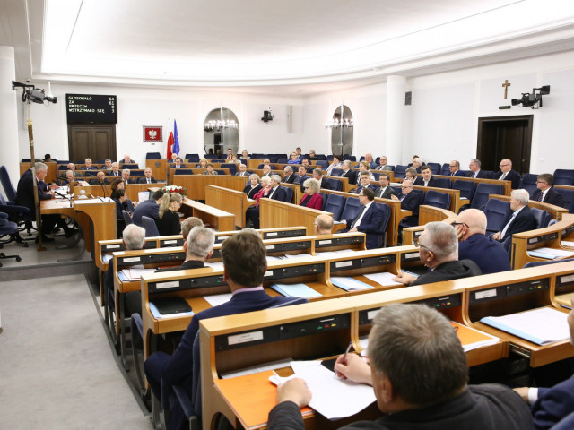 Senat za obniżką podatku miedziowego