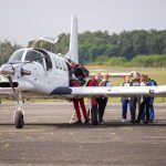 Skoki spadochronowe lotnisko Aeroklub Zagłębia Miedziowego skoczkowie (18)