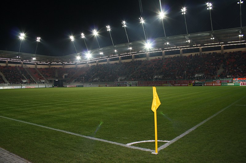 Boiska otwarte po majówkach. Premier przedstawił plan odmrażania sportu