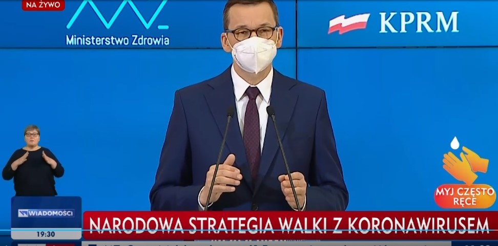 Rząd luzuje restrykcje. Otwiera hotele, kina i teatry