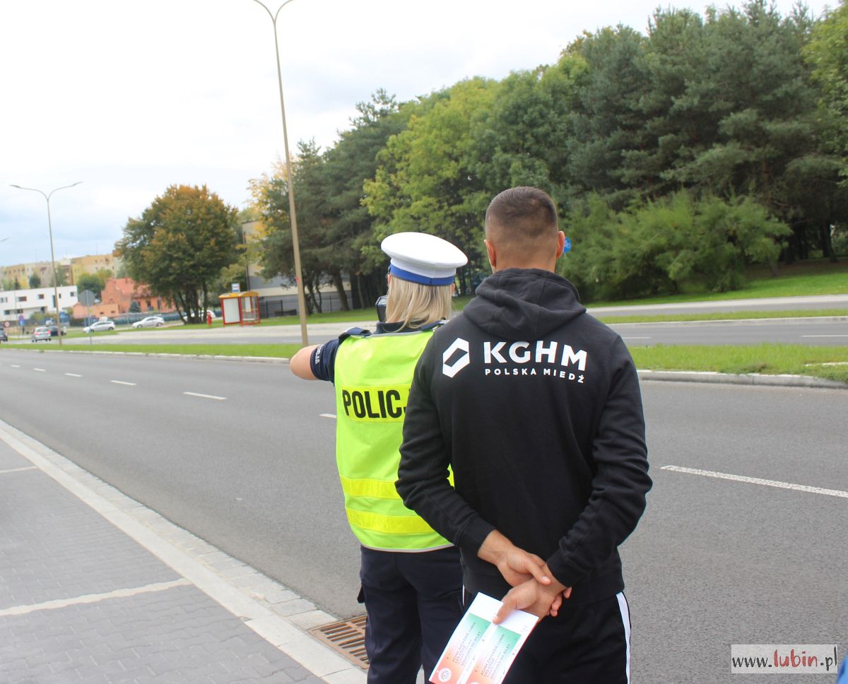 Rozdawali bilety na mecz za bezpieczną jazdę