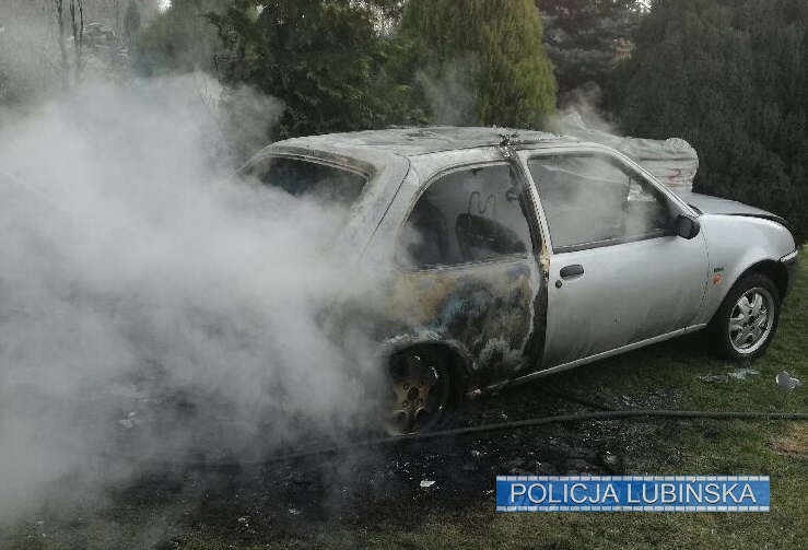 Chciał ukraść paliwo, spalił samochód