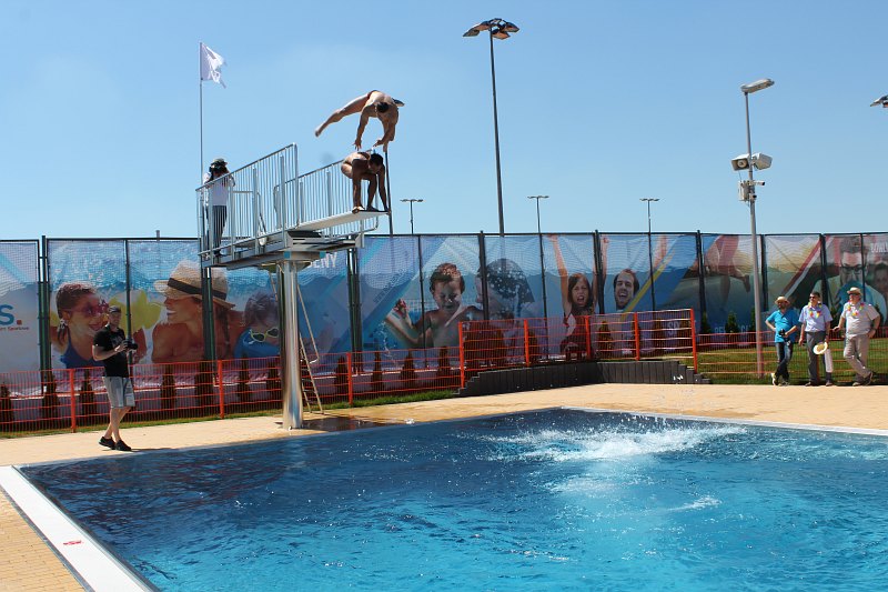 Pijany zepchnął mężczyznę z trampoliny