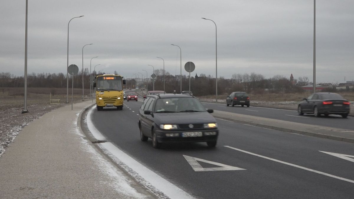 Droga gotowa od miesiąca, ale lampy wciąż nie świecą