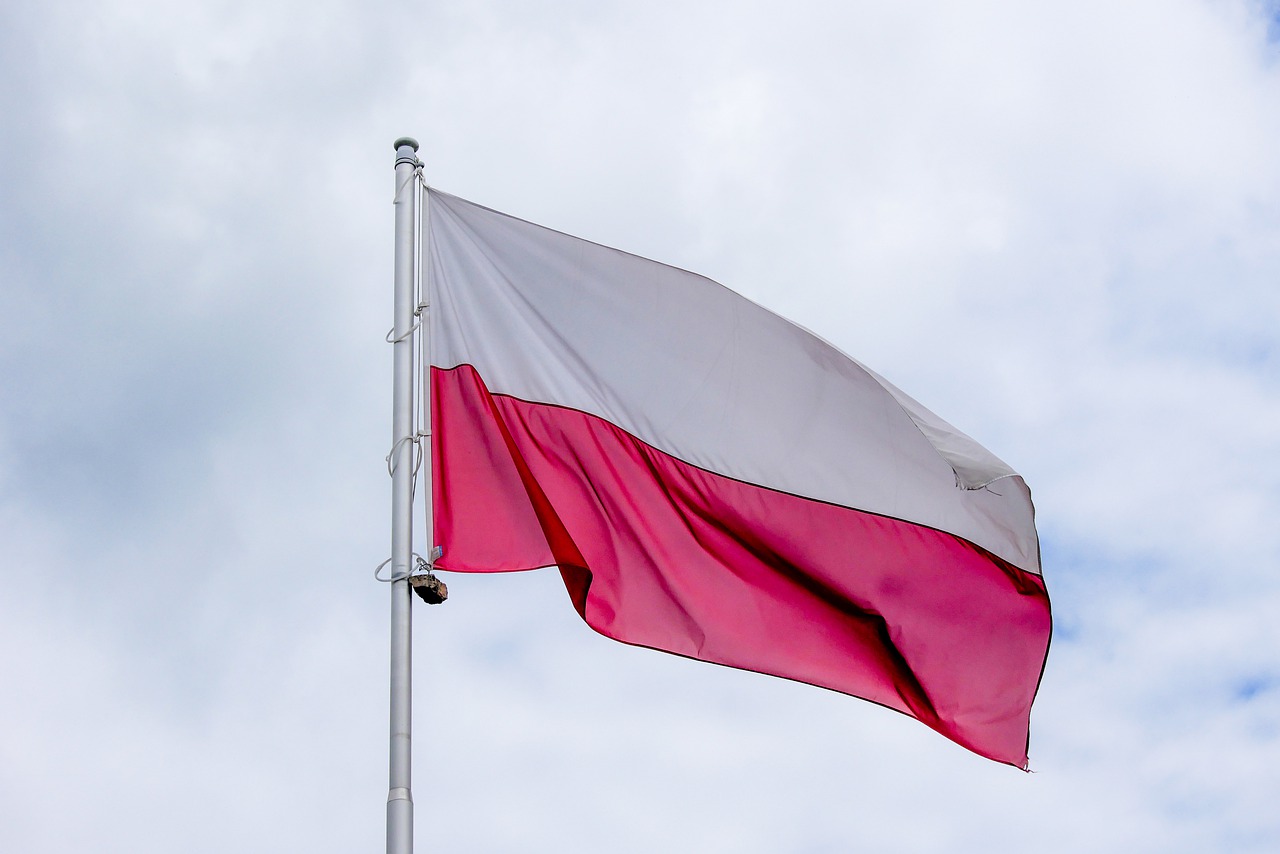 Lubinianie nie są zainteresowani flagą i masztem od rządu