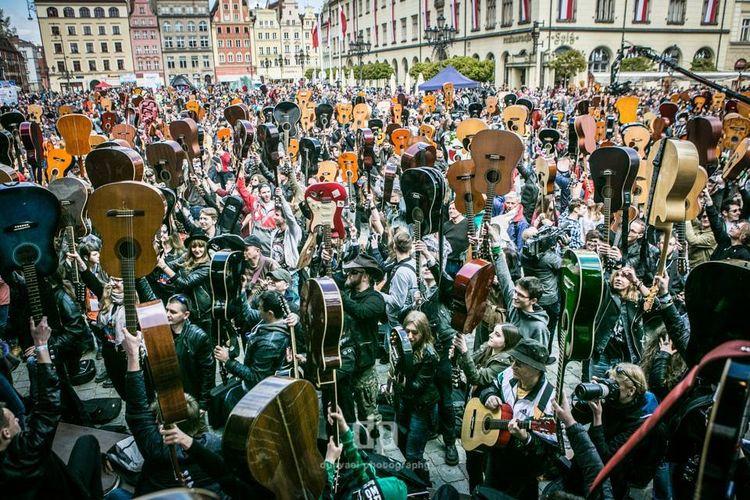 Gitarowy Rekord Guinnessa jednak się odbędzie