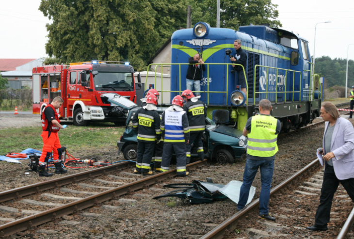 Kochanie, uważaj na przejeździe!