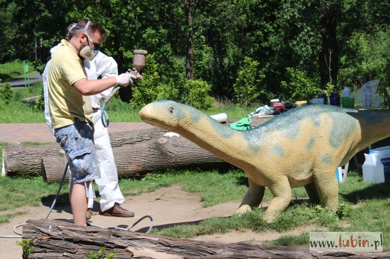 Dinozaury przechodzą metamorfozę