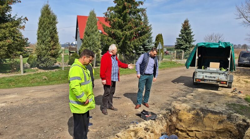 Najpierw kanalizacja i wodociągi, później drogi