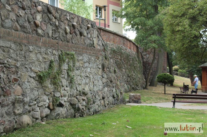 Mury obronne odzyskają dawny blask