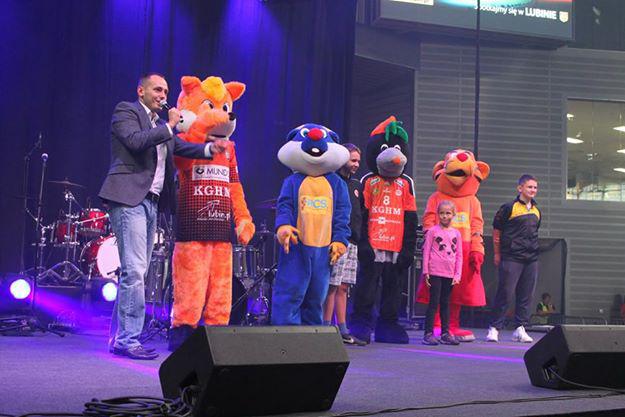 Dzień otwarty hali i prezentacja drużyn okiem MKStv