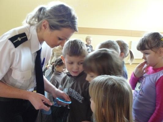 Policjantki uczą
