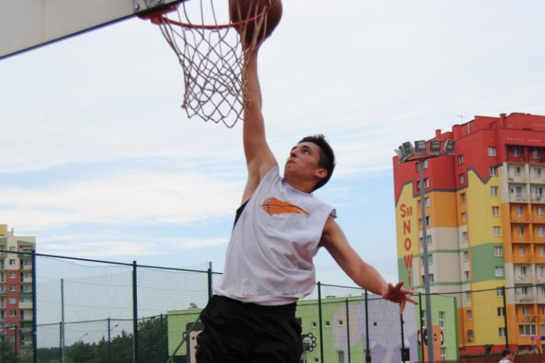 Z koszykarskim „przytupem” na koniec