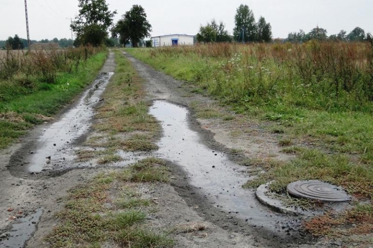 Mieszkańcy: woda skażona przez ścieki!