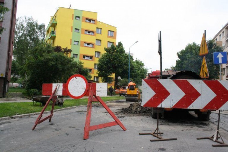 Załatają dziury, wymienią nawierzchnię