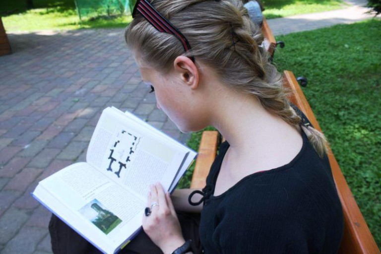 Dwa tysiące nowości