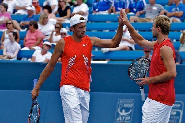 Kubot i Marach w ćwierćfinale