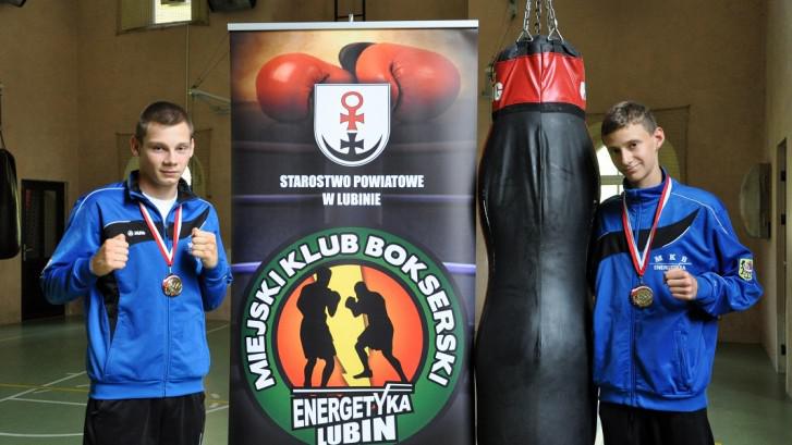 Pięściarze z brązowymi medalami