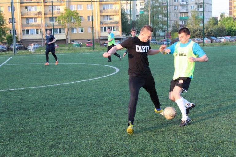 Monar w pogoni za czołówką