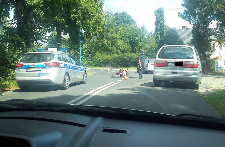 Zderzenie motocykla z osobówką