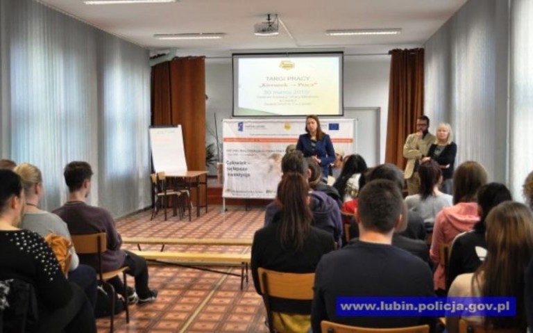 Prosto po szkole można do policji