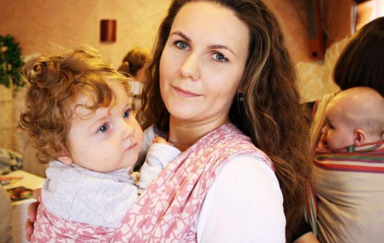 Wszędzie z dzieckiem w chuście