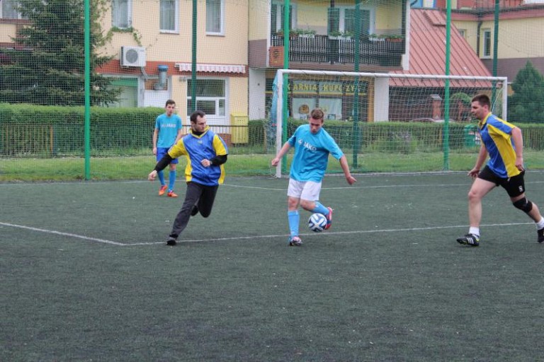 Tytani walczą o przepustkę