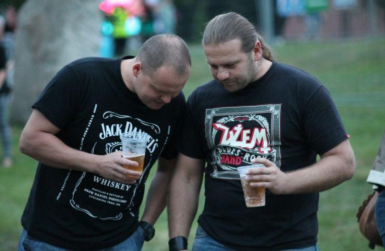 Stary rock na dziedzińcu
