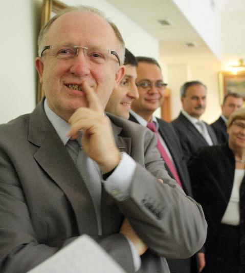 Bicie piany. Sukces ZWR ważniejszy