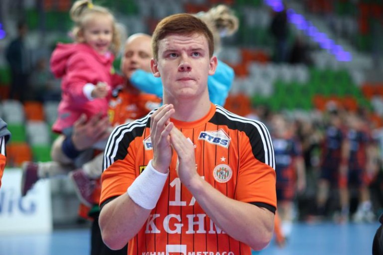 Nie pomógł atut własnej hali