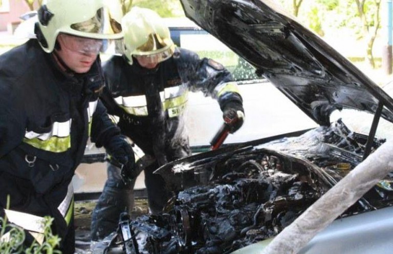 Kolejne audi poszło z dymem