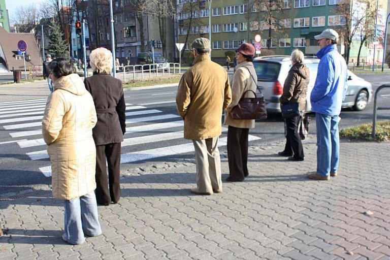 Piesi kontra drogówka