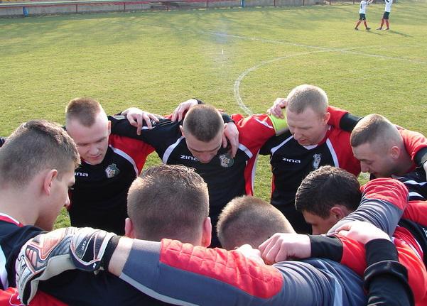 Iskra Księginice na fali