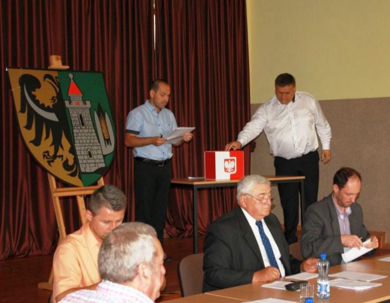 Przetasowania w gminnej radzie