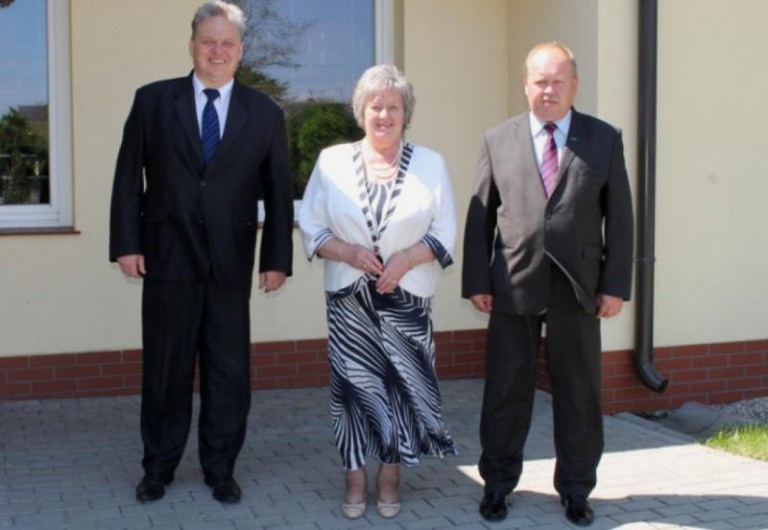 Ich dwóch, ona jedna, czyli kampania ruszyła