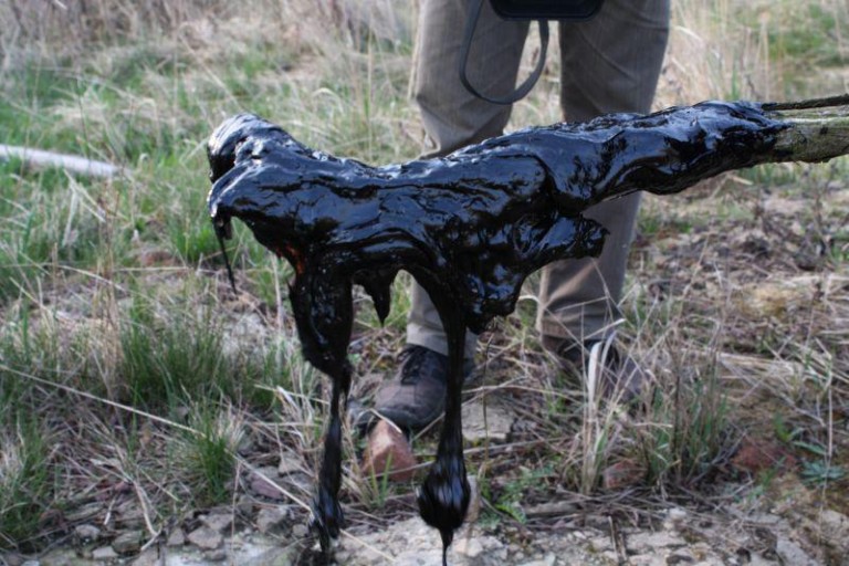 Niebezpieczna substancja na Małomicach