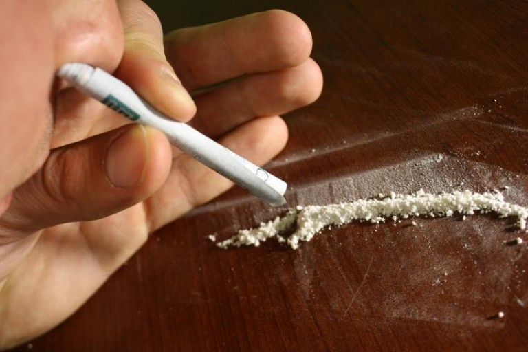 Narkotyki na komendę, handlarze do aresztu