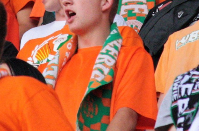 Kibole napadli na dziecko